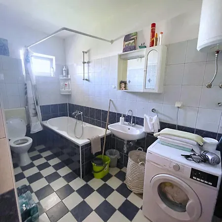 Lo- Sunny Sea View Split